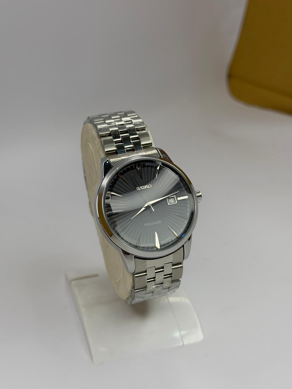Seiko Luxury date