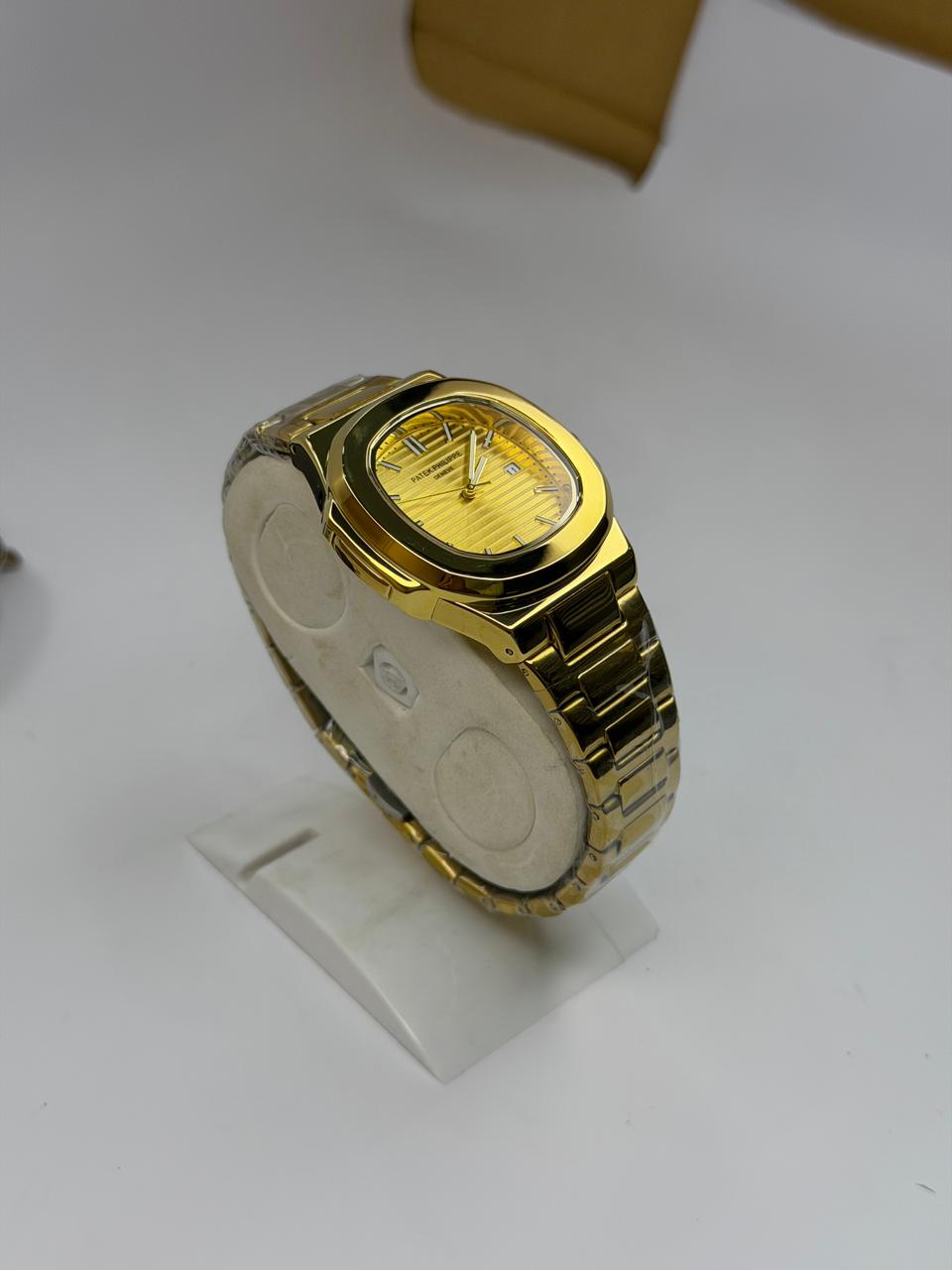 Patek philip - date working